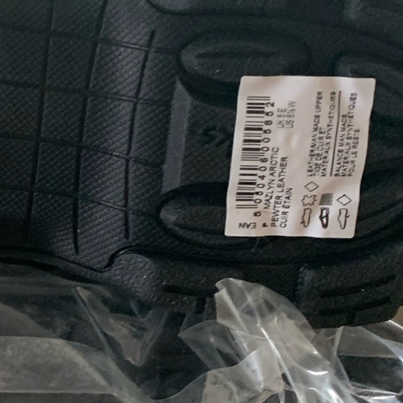 Women’s Stylish Fur-Lined Winter Boots - Picture 5 of 5